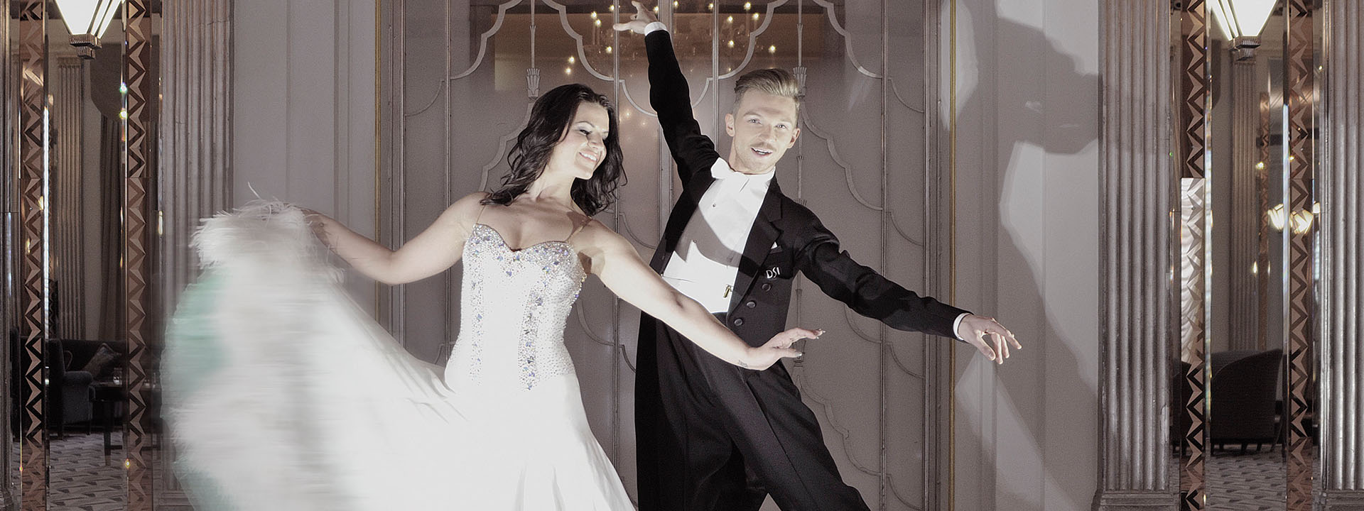 Bride and groom dancing at Claridge's 